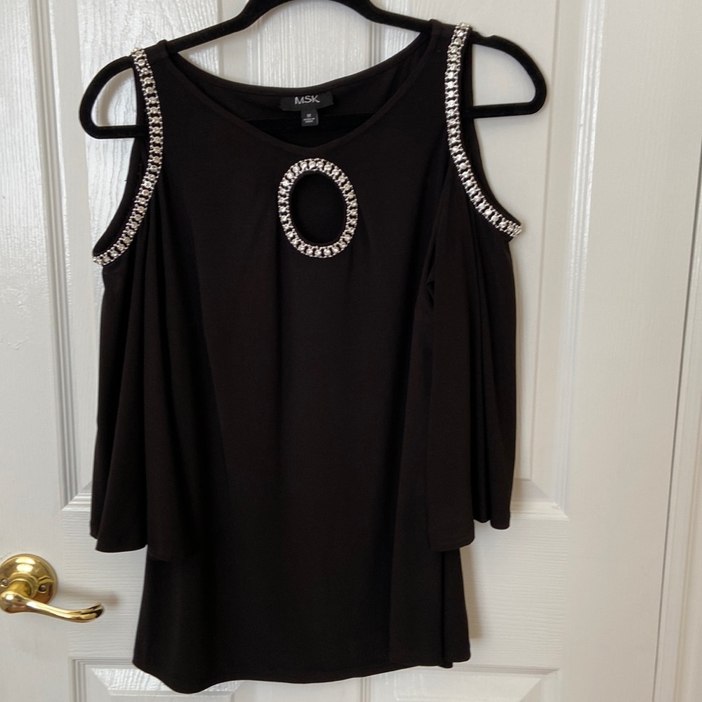 Blouse with silver stone around arm sleeves